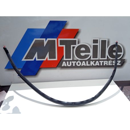 (GYÁRI ÚJ) BMW Szélvédő takaró, felső  X3 E83 X3 E83 