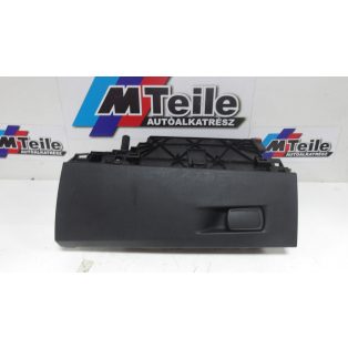   [GYÁRI BONTOTT] BMW KESZTYŰTARTÓ | F45+LCI / F46+LCI | 51 16 9378406