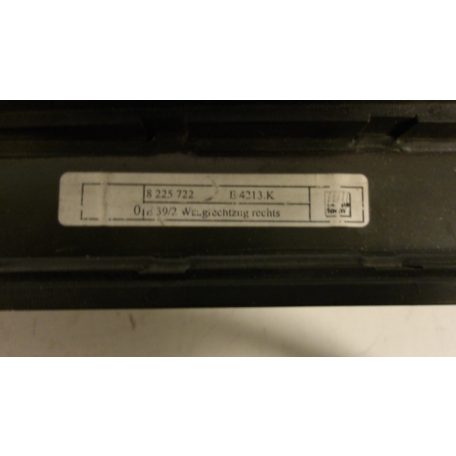 [GYÁRI BONTOTT] BMW E39 JOBB HÁTSÓ ROLÓ 8225722