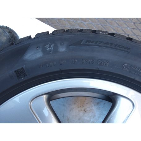 ÁR/SZETT[GYÁRI ÚJ] BMW TÉLI KERÉKSZETT F40/F44 7JX16 ET47 6897609 PIRELLI WINTERCONTACT 195/60R16 DOT2319 6.8mm