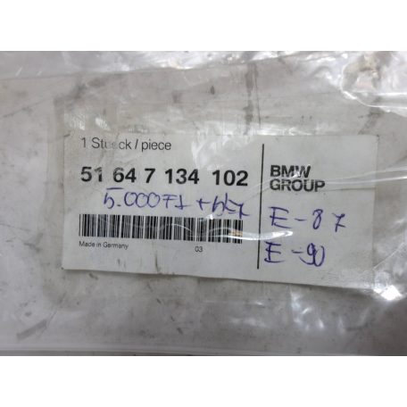(ÁR/DB)[GYÁRI ÚJ] BMW ELSŐ ALSÓ/FELSŐ SZIGETELÉS | 1-ES E87 / 3-AS E90 / X1 E84 | 51 64 7134101 & 51 64 7134102