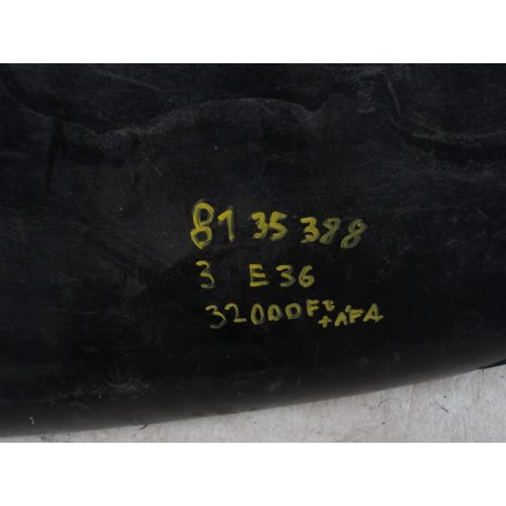 [GYÁRI BONTOTT] BMW ALSÓ BURKOLAT | 3-AS  E36 | 8135388