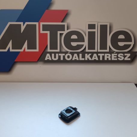 (GYÁRI ÚJ) BMW Aljzat fedél 5-ös E61+LCI