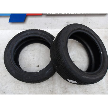(ÁR/DB)[GYÁRI BONTOTT] PIRELLI SCORPION WINTER (RSC; * ) TÉLI GUMI | 275/45R20 110V 4123 | 6.7mm | 