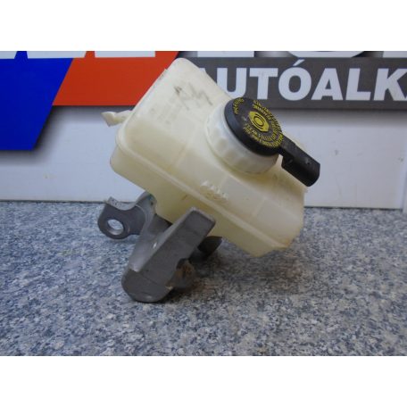 AUDI Q5 - Főfékhenger Tartállyal