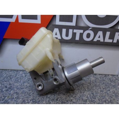 AUDI Q5 - Főfékhenger Tartállyal