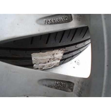 [GYÁRI HASZNÁLT] BMW alufelni gumival - 3-as / F30+LCI, F31+LCI, 4-es/ F36 Grancoupé +LCI 7JX16 ET:31 V-Speiche 390  Pirelli Cinturato P7 /205/60R16 92W, Dot: 3215, / , RSC
