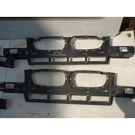 BMW Lökhárító betét / E83 / X3