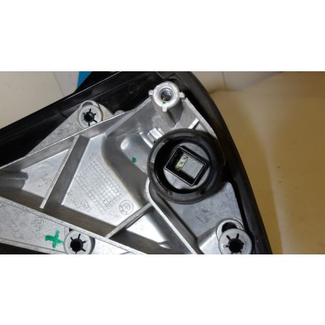 [GYÁRI BONTOTT] BMW JOBB TÜKÖRSZERKEZET F25/X3