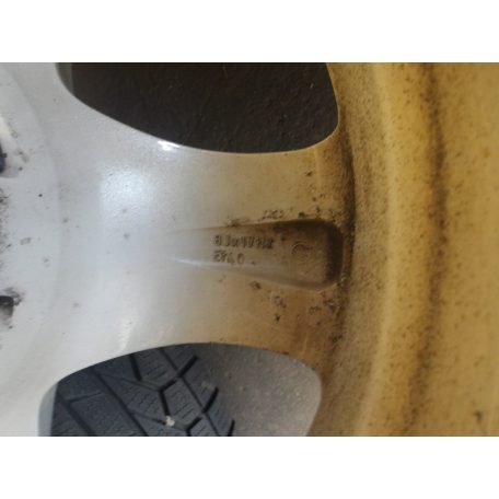 (ÁR/DB)[GYÁRI BONTOTT] BMW TÉLI FELNI 8JX17 ET40 TOYO COUNTRY 235/65R17 5.5mm X5 E53