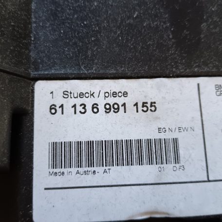 (GYÁRI ÚJ) BMW Műszeregység tartó jobb hátsó