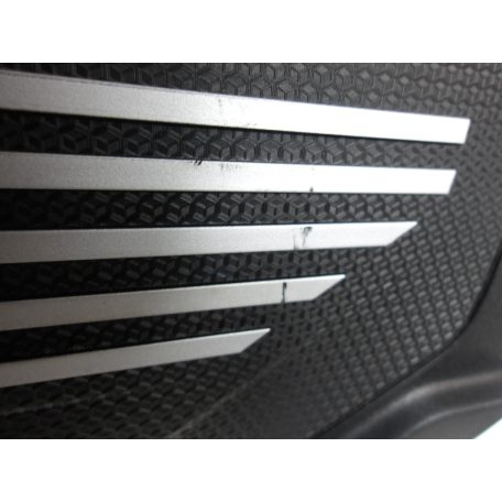 [GYÁRI ÚJSZERŰ] BMW -  MOTOR FELSŐ BURKOLAT - 1-ES ; 2-ES ; X1 ; X2 / F40 ; F44 ; F45 LCI ; F46 +LCI ; F48+LCI ; F39 - 8656447 