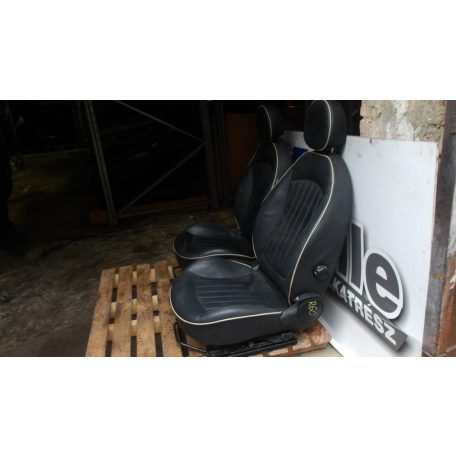 [GYÁRI BONTOTT] MINI R60 BŐR BELSŐ