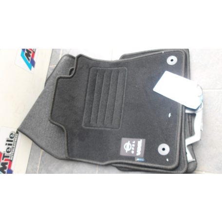 [GYÁRI ÚJ] OPEL ASTRA L SPORT TOURER  SZŐNYEG SZETT