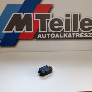   (GYÁRI ÚJ) BMW Motor központi zár 3' E36 / 5' E34 