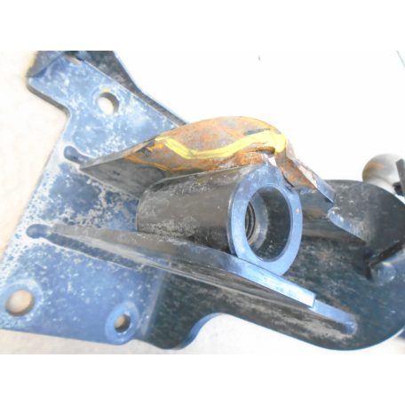 [GYÁRI BOMTOTT] BMW - VONÓHOROG | G05 / X5,  G06 / X6 (SÉRÜLT)