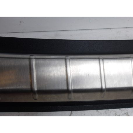 [GYÁRI ÚJSZERŰ] BMW CSOMAGTÉR DÍSZLÉC | X1 / X1L | 51 47 7413689
