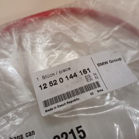 (GYÁRI ÚJ) Dugós csatlakozó anyával 