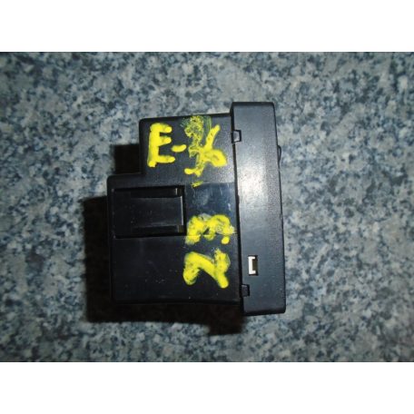 [GYÁRI HASZNÁLT] BMW - DIGITÁLIS ÓRA - 3-AS / E36 , Z3 