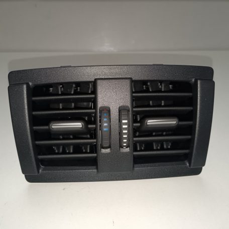 (GYÁRI ÚJ) Hátsó szellőzőrács 1 F20+LCI / F21+LCI / 2 F22+LCI / F23+LCI