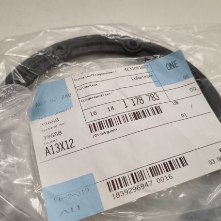 (GYÁRI ÚJ) BMW Tömítés 5-ös E34 / 7-es E32