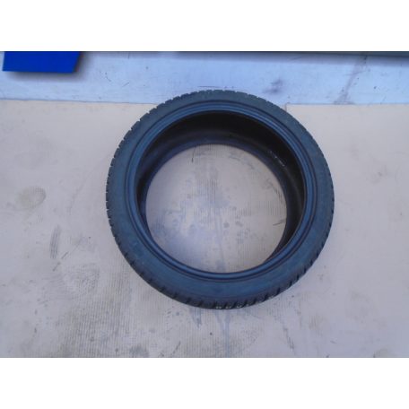 [GYÁRI BONTOTT] DUNLOP - SP WINTER SPORT 3D | 235/40R19 | 0917 | 7mm 