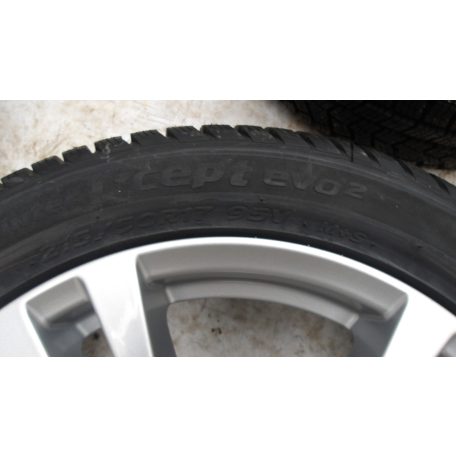 (ÁR/DB)[GYÁRI ÚJ] HYUNDAI KONA TÉLI FELNI 7JX17 HANKOOK 215/50R17 DOT3621