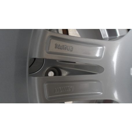 (ÁR/DB)[GYÁRI ÚJ] HYUNDAI KONA TÉLI FELNI 7JX17 HANKOOK 215/50R17 DOT3621