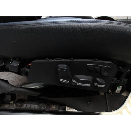 BMW 5 F10 COMBTÁMASZOS ÜLÉS, HÁTSÓ TÁMLA NÉLKÜL 