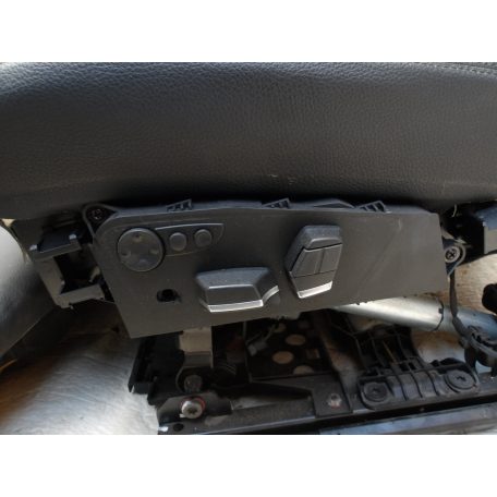 BMW 5 F10 COMBTÁMASZOS ÜLÉS, HÁTSÓ TÁMLA NÉLKÜL 