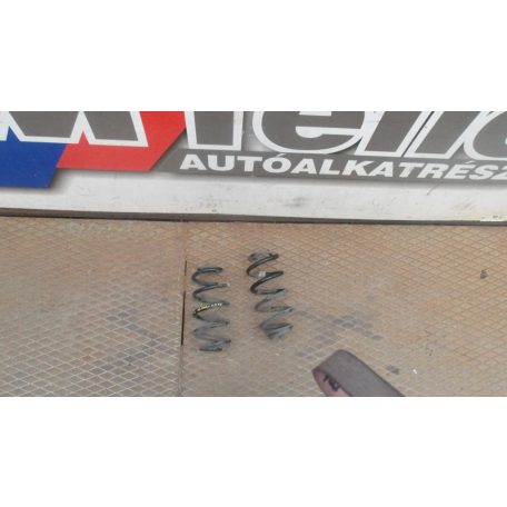 [GYÁRI BONTOTT] BMW F45 HÁTSÓ RUGÓ PÁR 