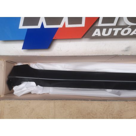 [GYÁRI ÚJ] HYUNDAI - TUCSON | JOBB OLDALI KÜSZÖB BORÍTÁS | 87752-G2000 