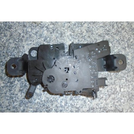 [GYÁRI BONTOTT] BMW - CSOMAGTÉR AJTÓ ZÁR - 2-ES ; M2 ; 3-AS ; M3 ; 4-ES ; M4 ; M5 ; 5-ÖS ; I3 / F44 ; G42 ; G87 ; G20 + LCI ; G80 ; G22 ; G23 ; G82 ; G83 ; F90+LCI ; G30+LCI ; G28  