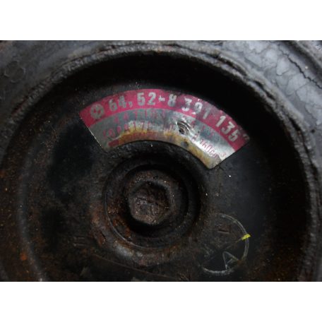 [GYÁRI BONTOTT] BMW - KLÍMAKOMPRESSZOR - 3-AS - E36 - CIKKSZÁM: 8391695 -