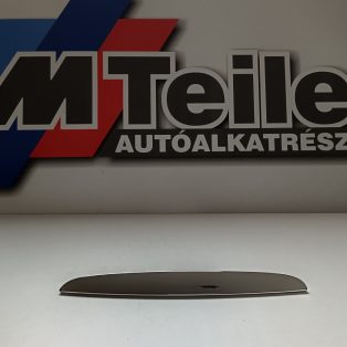   (GYÁRI ÚJ) BMW Bal és jobb oldali motorháztető burkolat 3-as E90 / E91  ÁR/DB