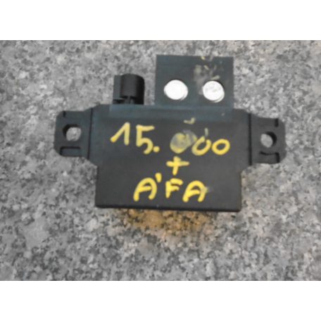 [GYÁRI BONTOTT] BMW  -  HŰTŐVENTILÁTOR RELÉ | F01, F02 | 