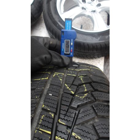 (ÁR/DB)[GYÁRI ÚJSZERŰ] HYUNDAI TUCSON TÉLI FELNI 7JX17 ET45  KH04 7017 HANKOOK 215/60R17 DOT2219 6.24mm