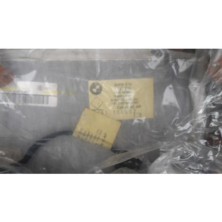 [GYÁRI ÚJ] BMW E70 ELSŐ ÜLÉS PÁRNA 