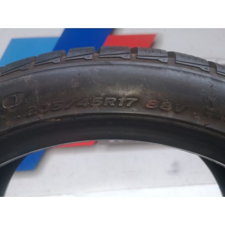 ÁR/2DB! [GYÁRI HASZNÁLT] TÉLI GUMI - 205/ 45 R17 - 88V - HANKOOK - I*CEPT EVO - DOT: 3013; 7mm