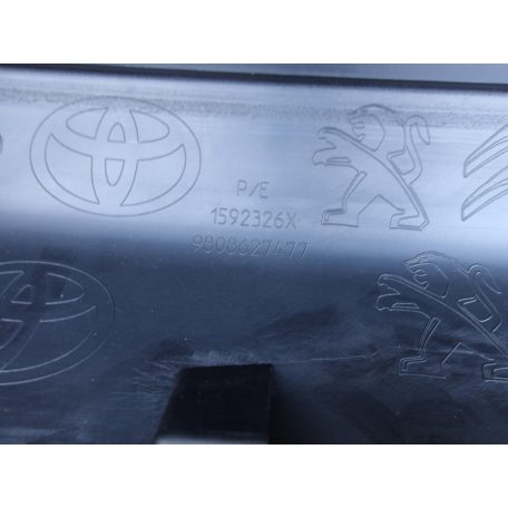 [GYÁRI ÚJ] OPEL VIVARO HÁTSÓ LÖKHÁRÍTÓ 