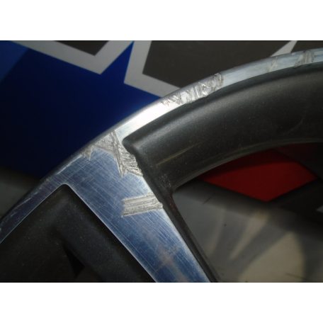 BMW LM Rad Y-Speiche 484 - 18" (8x18 ET:57) - 2-es (F45 Active Tourer+LCI/F46 Gran Tourer+LCI)