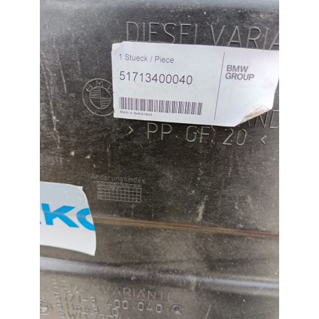 (GYÁRI ÚJ) BMW Alsó burkolat jobb oldali X3 E83+LCI kis hibával 