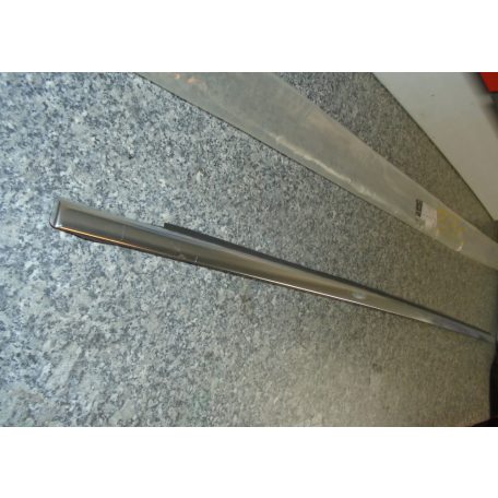 [GYÁRI ÚJ] MERCEDES-BENZ - DÍSZLÉC , (ABLAK PEREM, BAL HÁTSÓ) V-OSZTÁLY , VITO (2014-2023) W447 