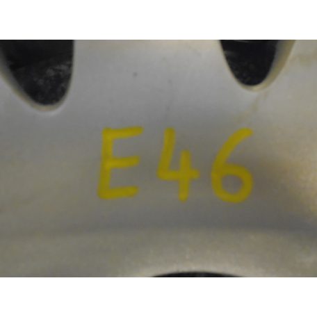 [GYÁRI HASZNÁLT] BMW - DÍSZTÁRCSA | E46 | 15-INCH | 1097150