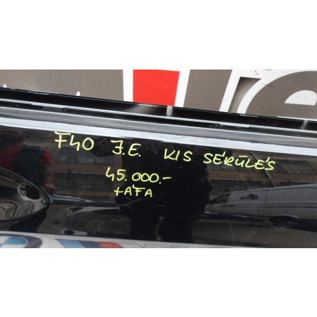 [GYÁRI BONTOTT] BMW F40 JOBB ELSŐ AJTÓ