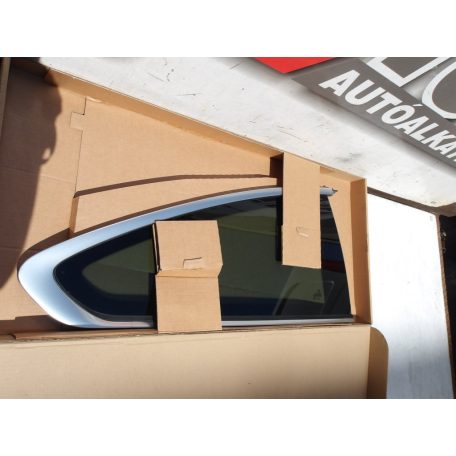 [GYÁRI ÚJ] BMW JOBB KIS ABLAK | 4-ES F32+LCI | 51 37 7433358