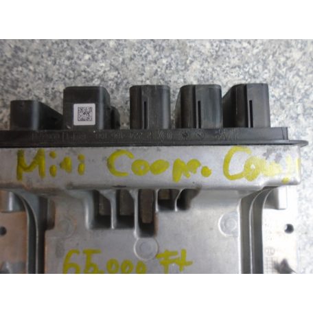 [GYÁRI HASZNÁLT] MINI COOPER COMPUTER (2017)