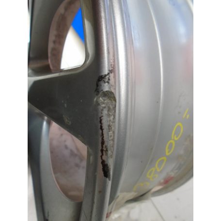 BMW LM Rad V-Speiche 372 (7,5x18 ET:49) - 1-es sorozat (E81/E87 LCI/E88/E82)