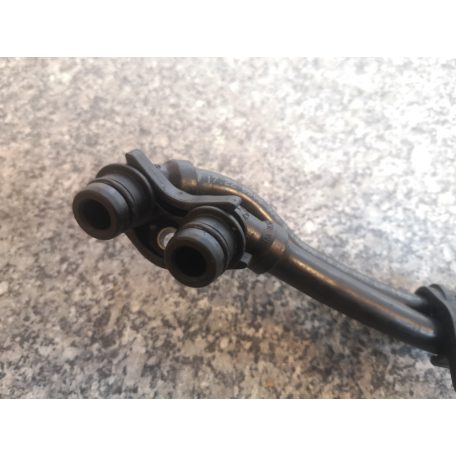 ÁR/PÁR [GYÁRI BONTOTT] BMW - OLAJHŰTŐ CSŐ 1-es / F20 ; F21 ; F22 ; 3-as / F30+LCI ; F31+LCI ; F34 GT ; 4-es / F32 ; F33 ; F36 GC , 5-ös / F07 GT+LCI ; F10+LCI ; F11+LCI ; X1 / E84 ; |8511456+8508971|