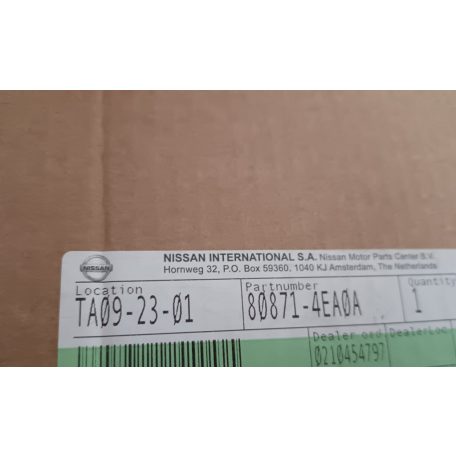 (GYÁRI ÚJ) NISSAN Bal első ajtó díszléc J11